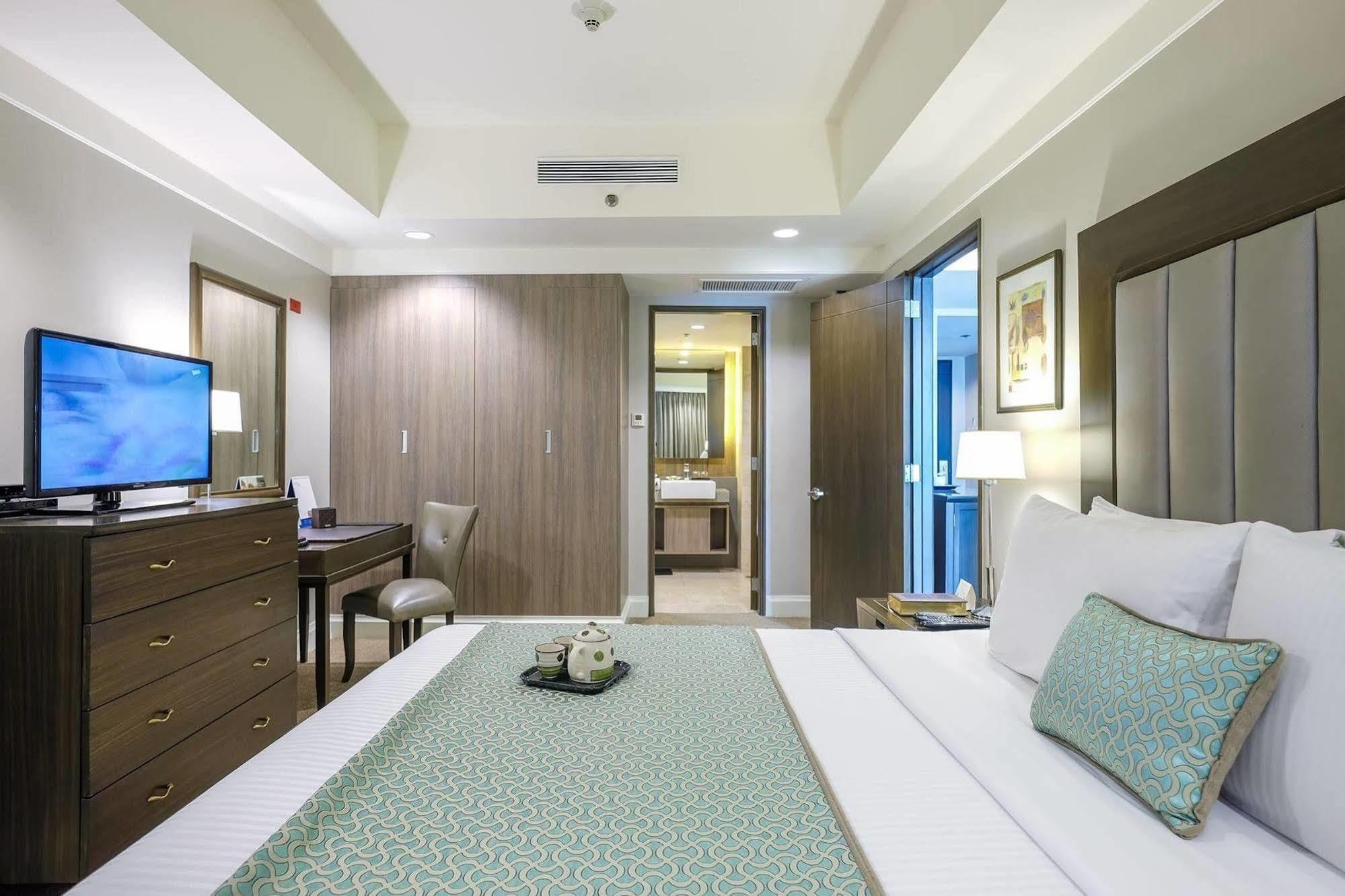 Somerset Millennium Makati Makati City Exteriör bild